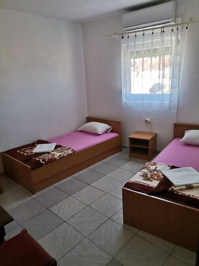 Danijela Apartment Нин Екстериор снимка